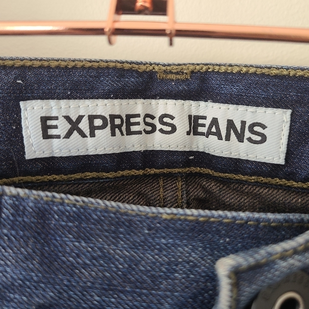 ⭐️40% Off⭐️ Express Men's Distressed Rocco Jeans - Picture 7 of 13